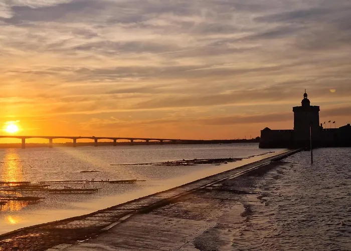 アパート Awesome In With Wifi